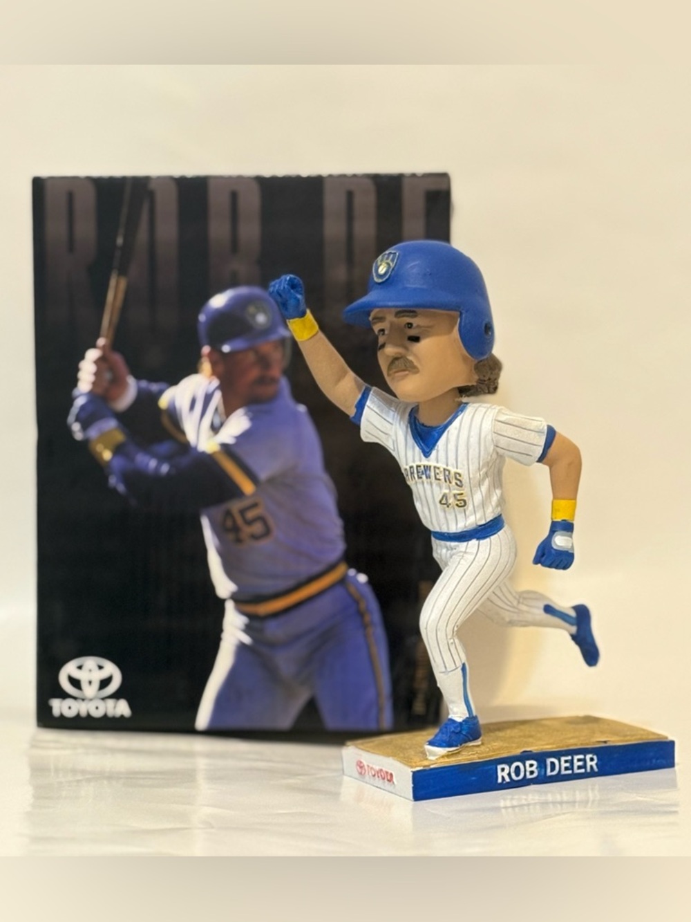 Rob Deer 2015 Toyota Brewers Bobblehead